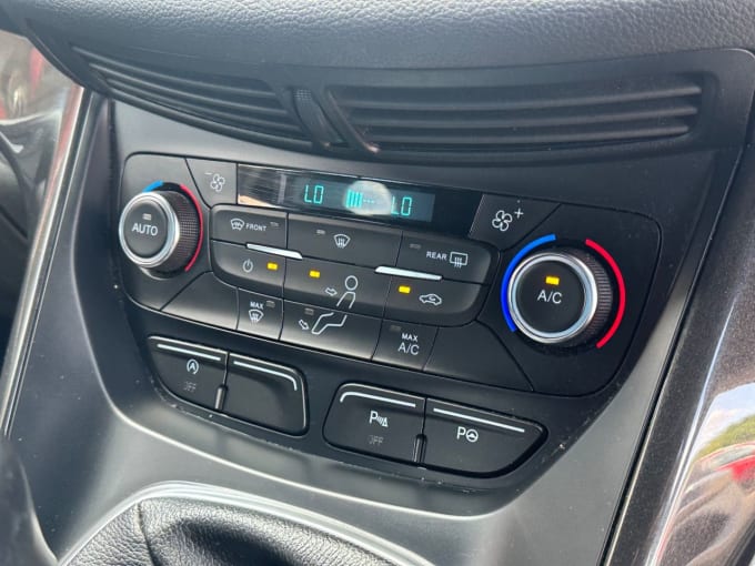 2025 Ford Kuga