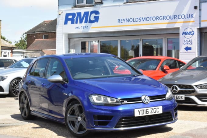 2025 Volkswagen Golf