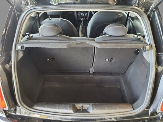 2025 Mini Hatch