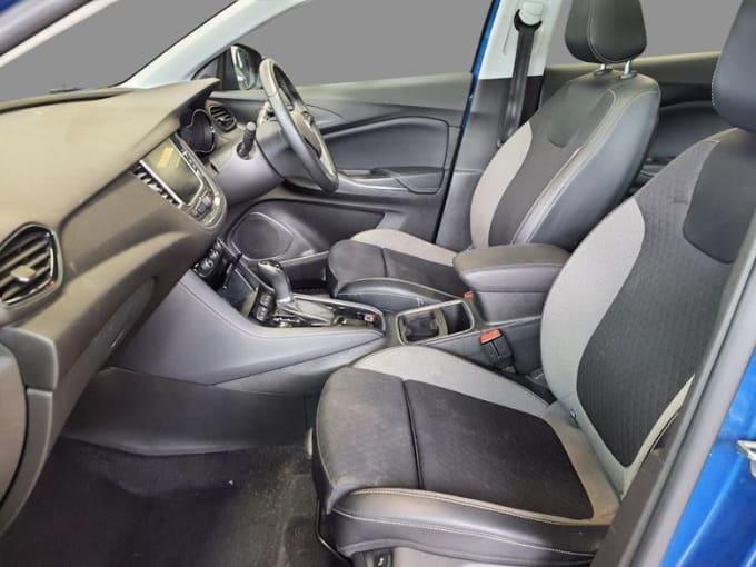 2025 Vauxhall Grandland X