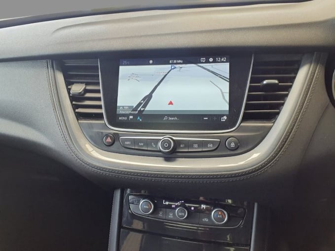 2025 Vauxhall Grandland X