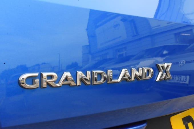 2025 Vauxhall Grandland X