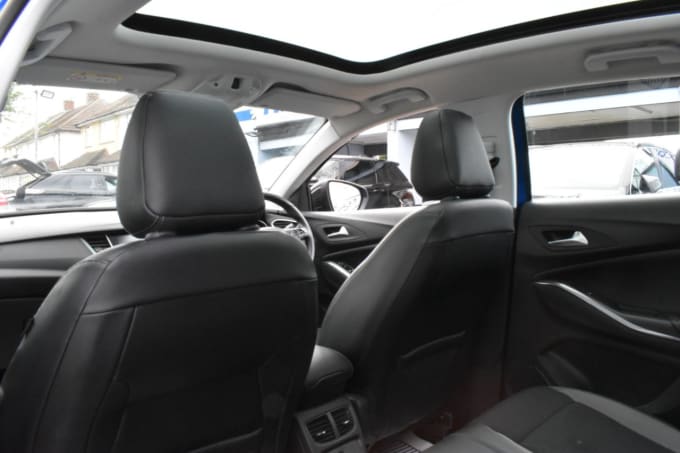 2025 Vauxhall Grandland X