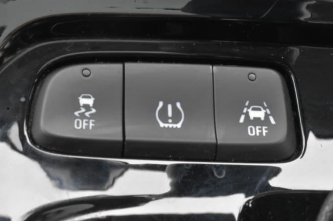 2025 Vauxhall Grandland X