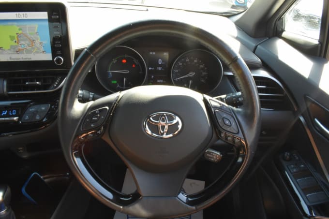 2025 Toyota C-hr