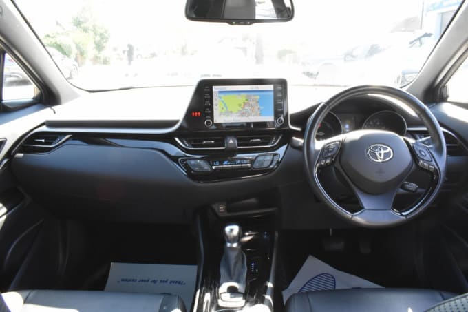 2025 Toyota C-hr