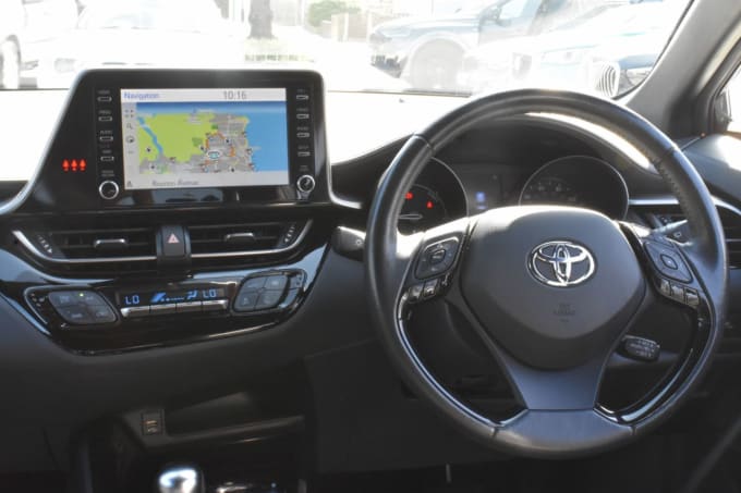 2025 Toyota C-hr