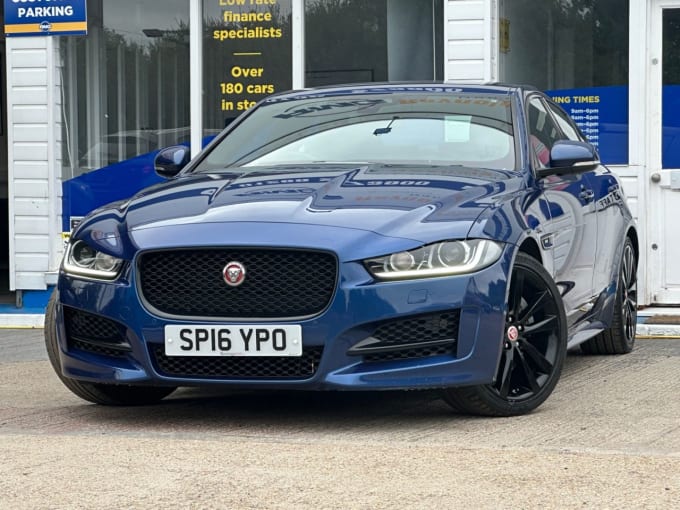 2025 Jaguar Xe