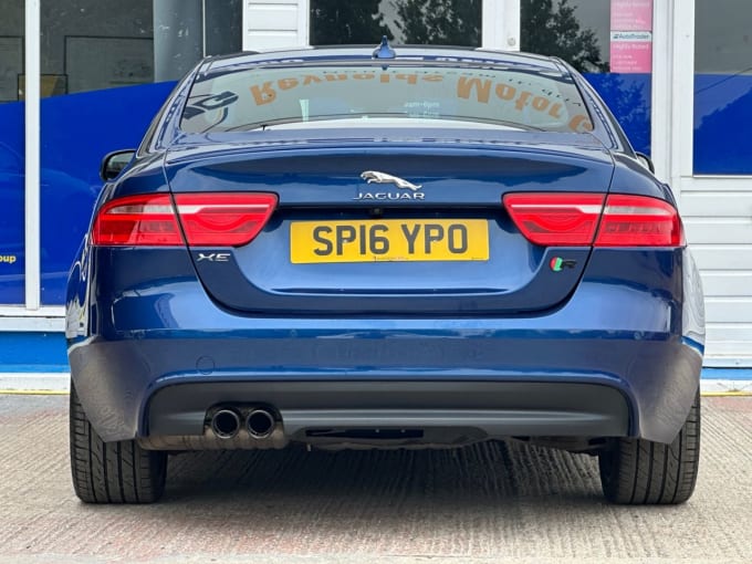 2025 Jaguar Xe