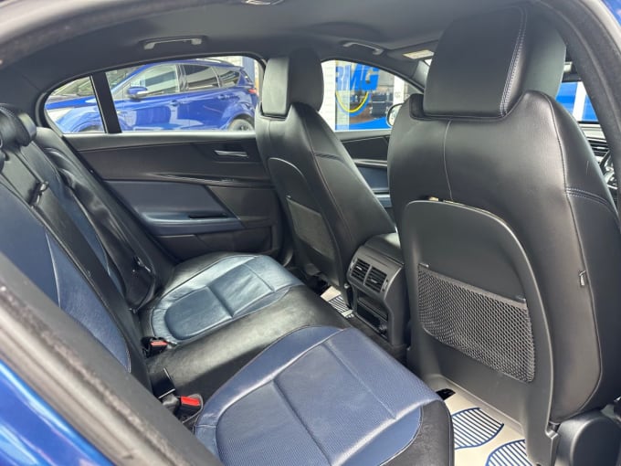 2025 Jaguar Xe