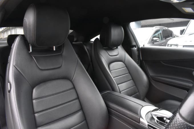 2025 Mercedes-benz C-class