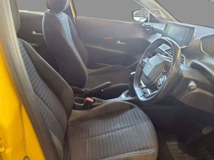2025 Peugeot 208