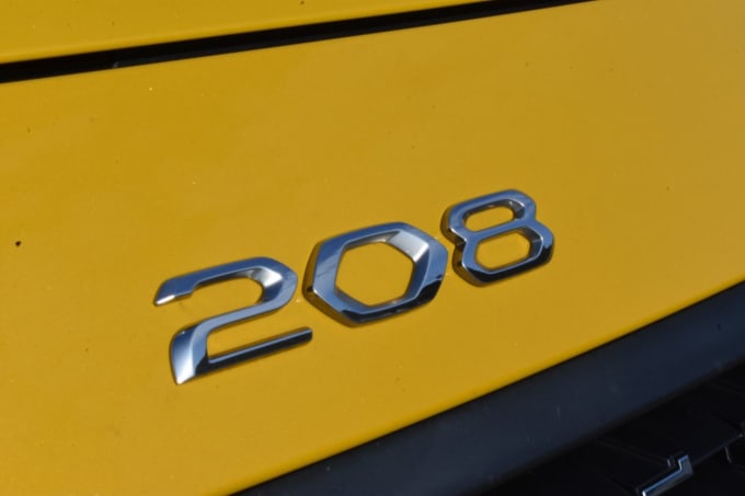 2025 Peugeot 208