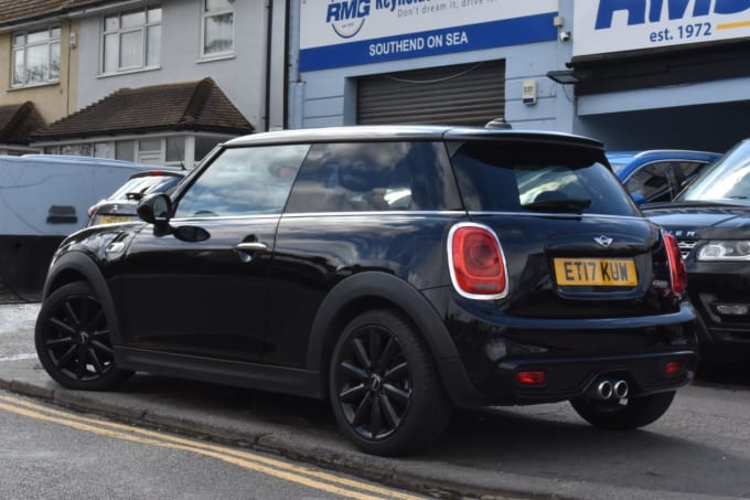 2025 Mini Hatch
