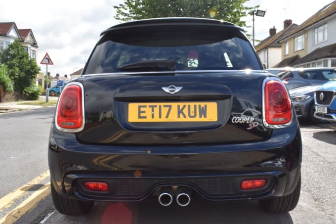 2025 Mini Hatch