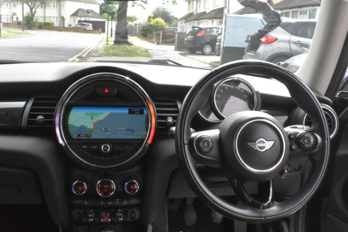 2025 Mini Hatch