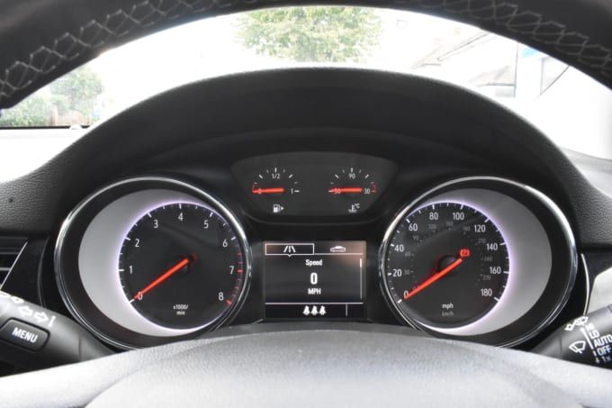 2025 Vauxhall Astra