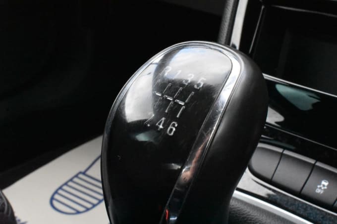 2025 Vauxhall Astra