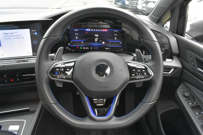 2025 Volkswagen Golf