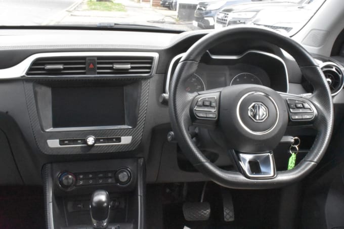 2025 Mg Mg Zs