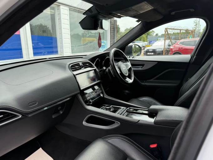 2025 Jaguar F-pace