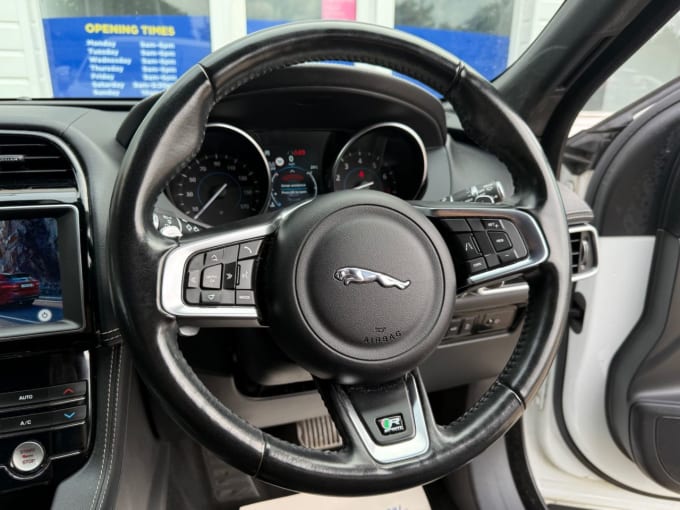 2025 Jaguar F-pace