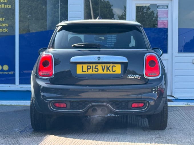 2025 Mini Hatch