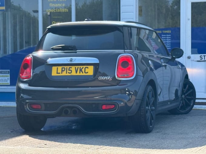2025 Mini Hatch