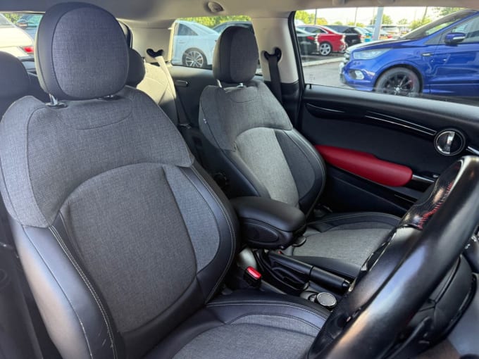 2025 Mini Hatch