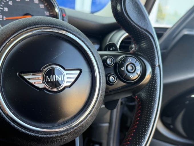 2025 Mini Hatch