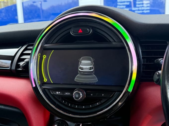 2025 Mini Hatch