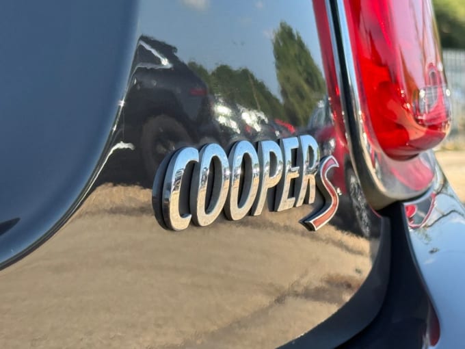 2025 Mini Hatch