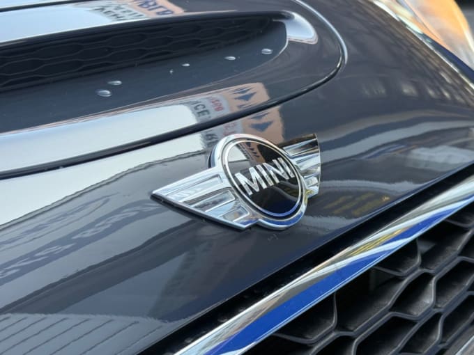 2025 Mini Hatch