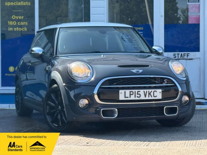 2025 Mini Hatch