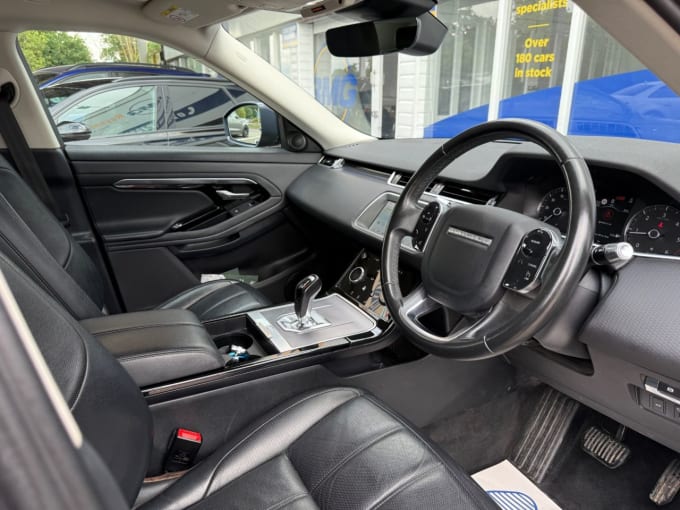 2025 Land Rover Range Rover Evoque