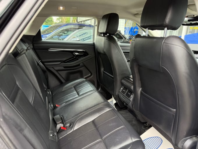 2025 Land Rover Range Rover Evoque