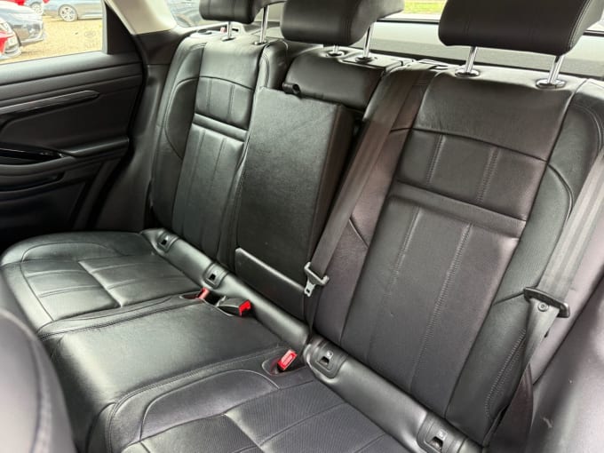 2025 Land Rover Range Rover Evoque