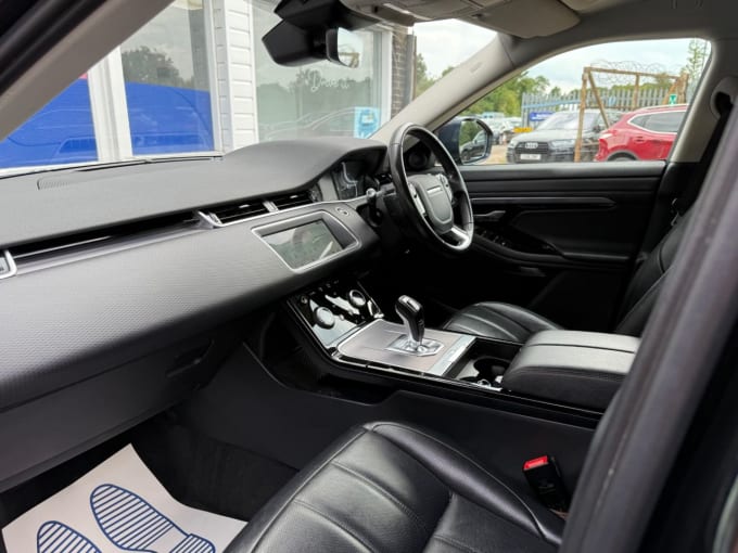 2025 Land Rover Range Rover Evoque