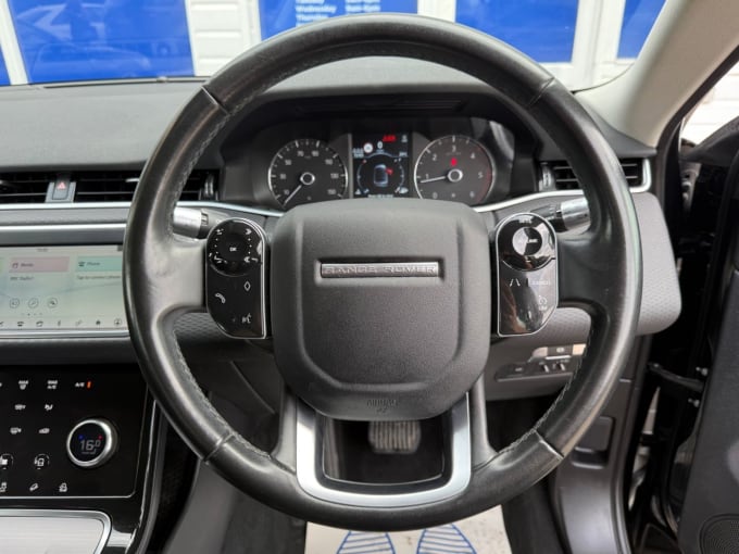 2025 Land Rover Range Rover Evoque