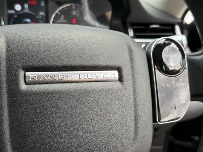 2025 Land Rover Range Rover Evoque