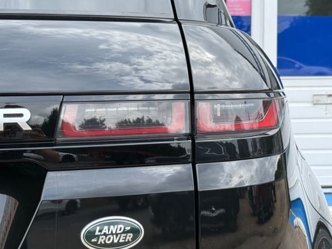 2025 Land Rover Range Rover Evoque