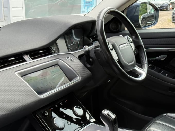 2025 Land Rover Range Rover Evoque