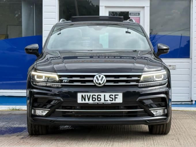 2025 Volkswagen Tiguan