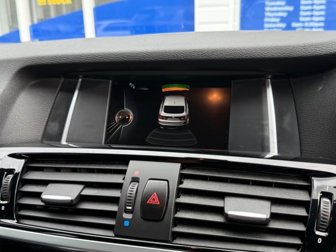 2025 BMW X4