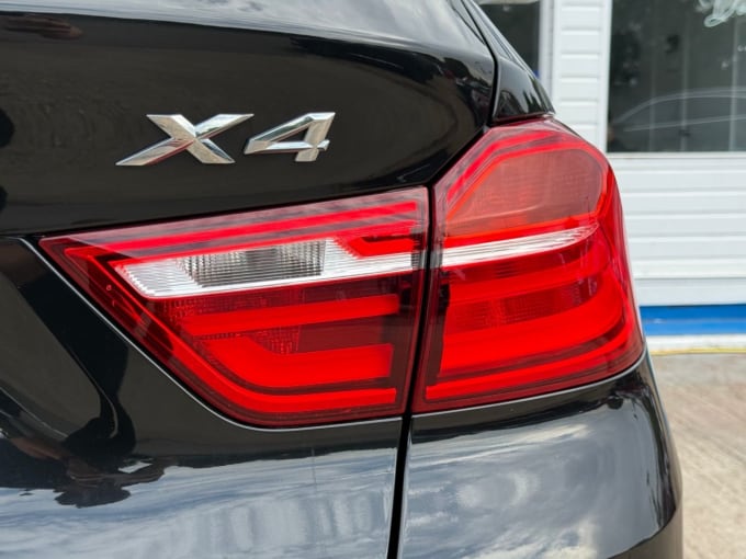 2025 BMW X4