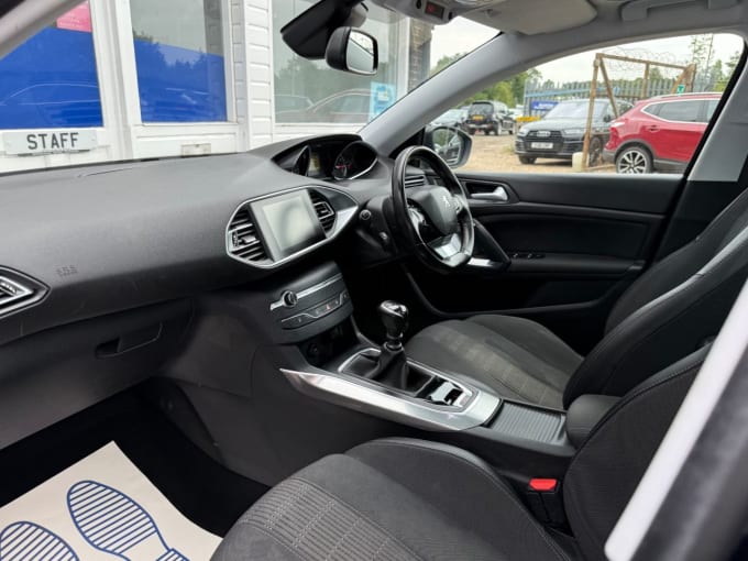 2025 Peugeot 308