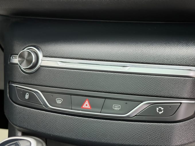 2025 Peugeot 308