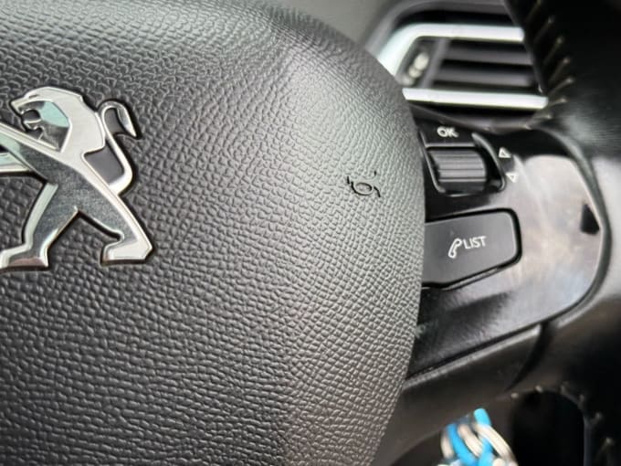 2025 Peugeot 308