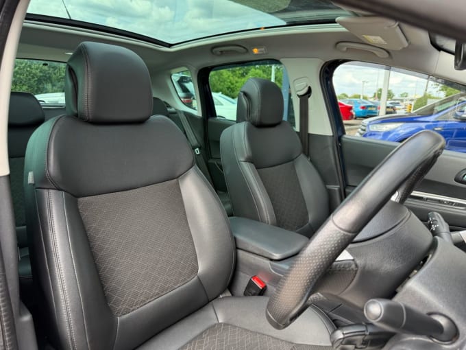 2025 Peugeot 3008