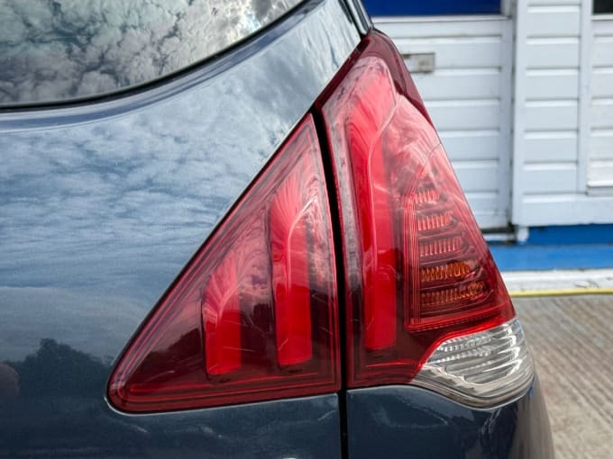 2025 Peugeot 3008